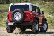2023-Bronco-Heritage-Edition_Race-Red_03.jpg